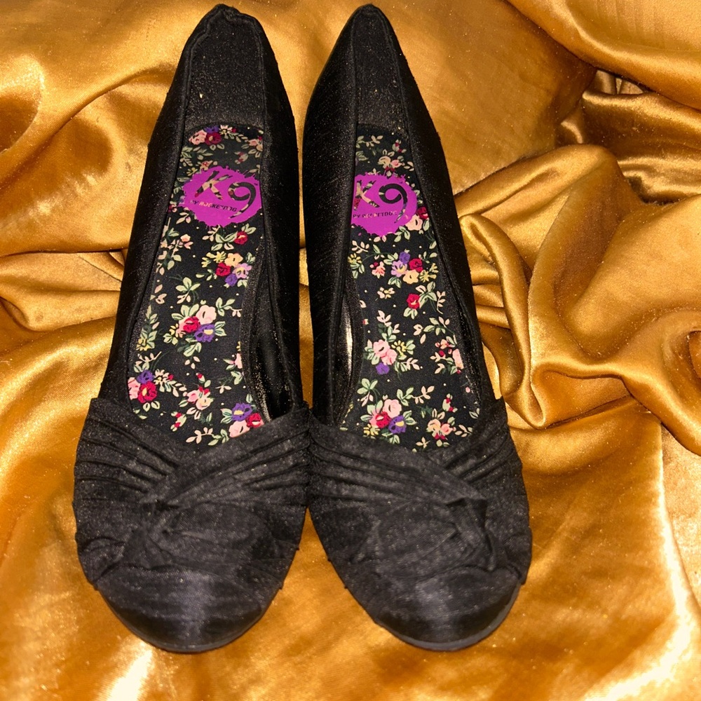 K9 rocket dog heels